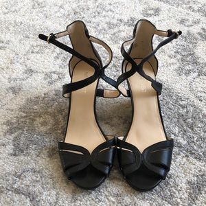 Nine West (never worn) 7.5 black sandal.